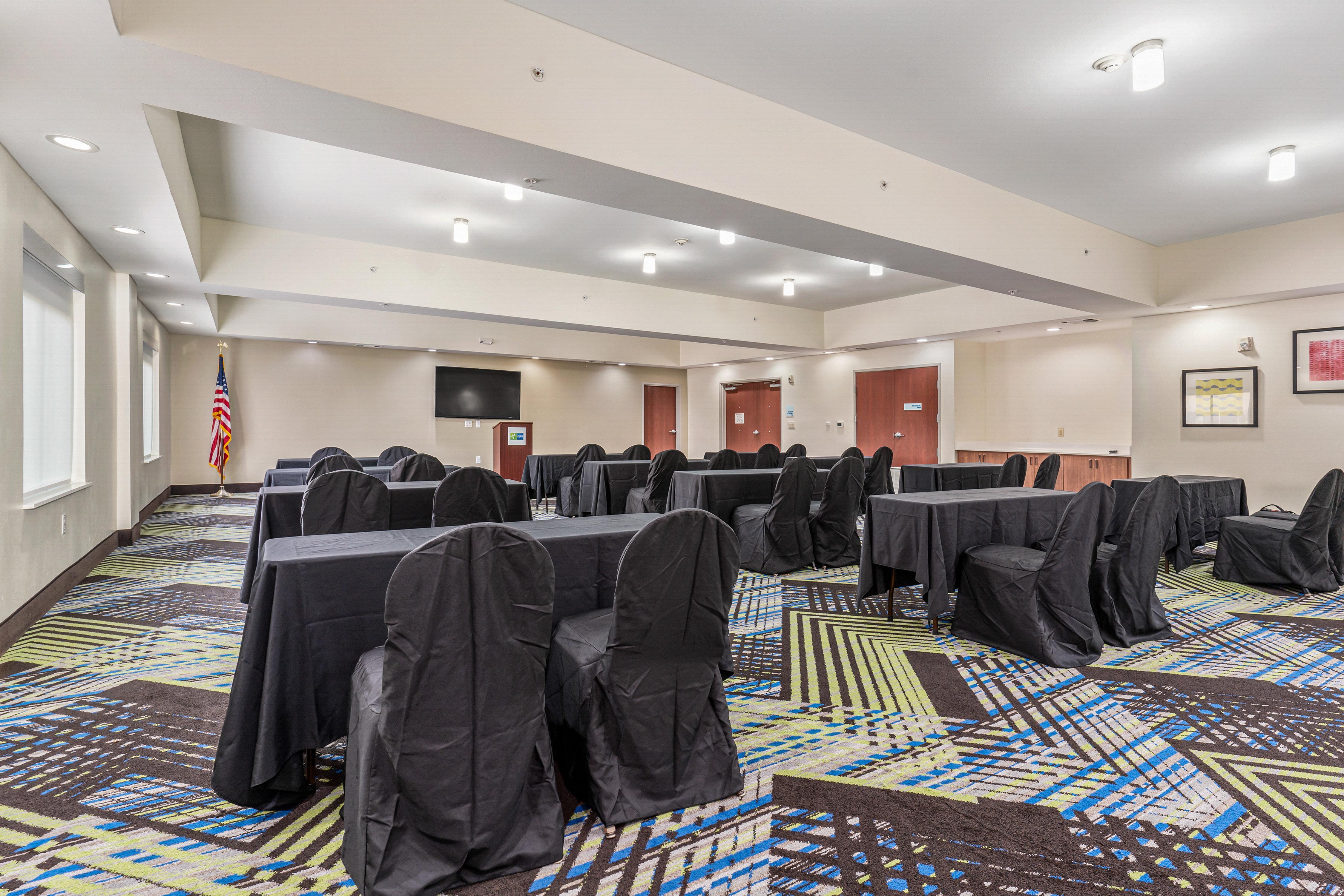 Holiday Inn Express & Suites Van Buren-Fort Smith Area, An Ihg Hotel Buitenkant foto