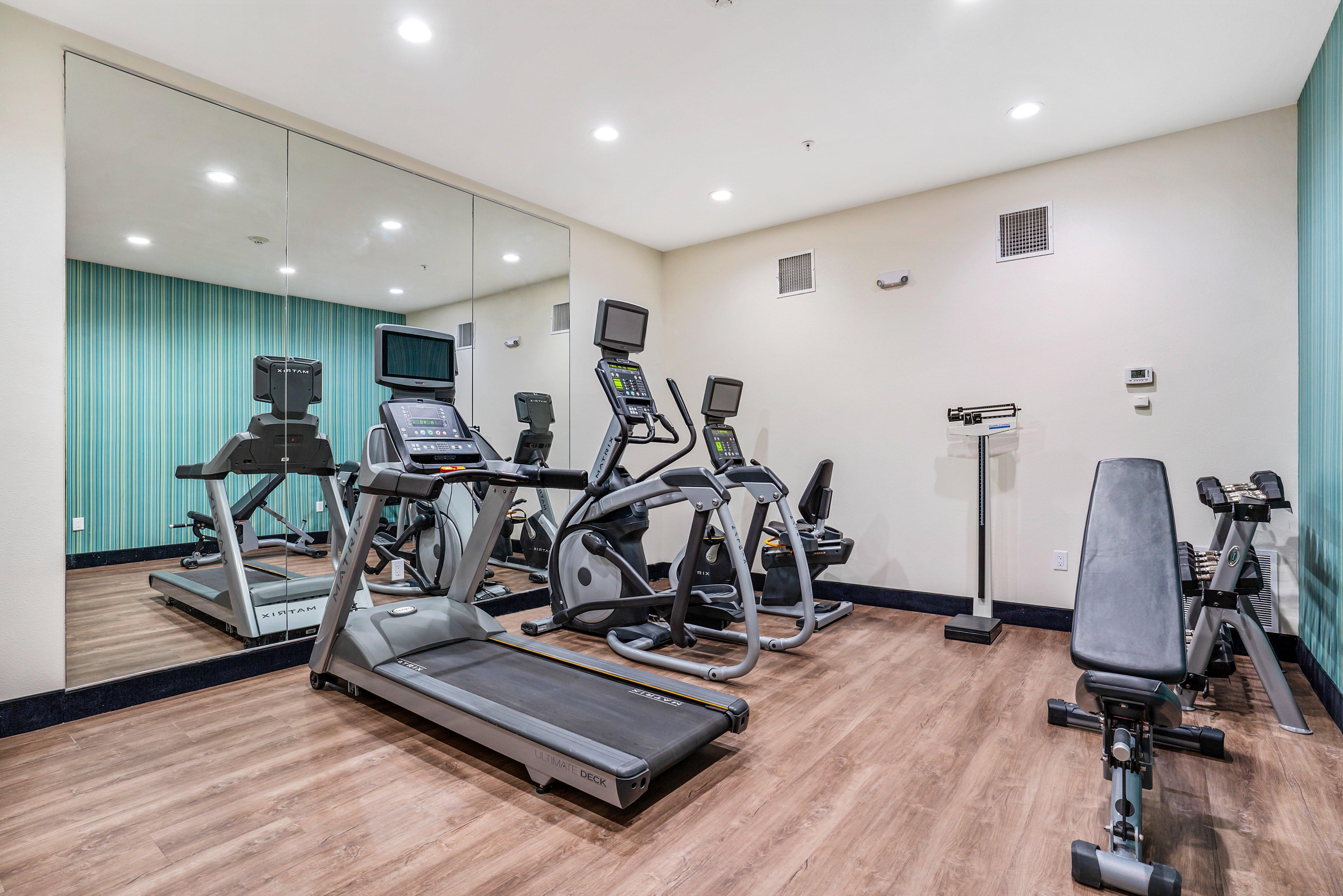 Holiday Inn Express & Suites Van Buren-Fort Smith Area, An Ihg Hotel Buitenkant foto