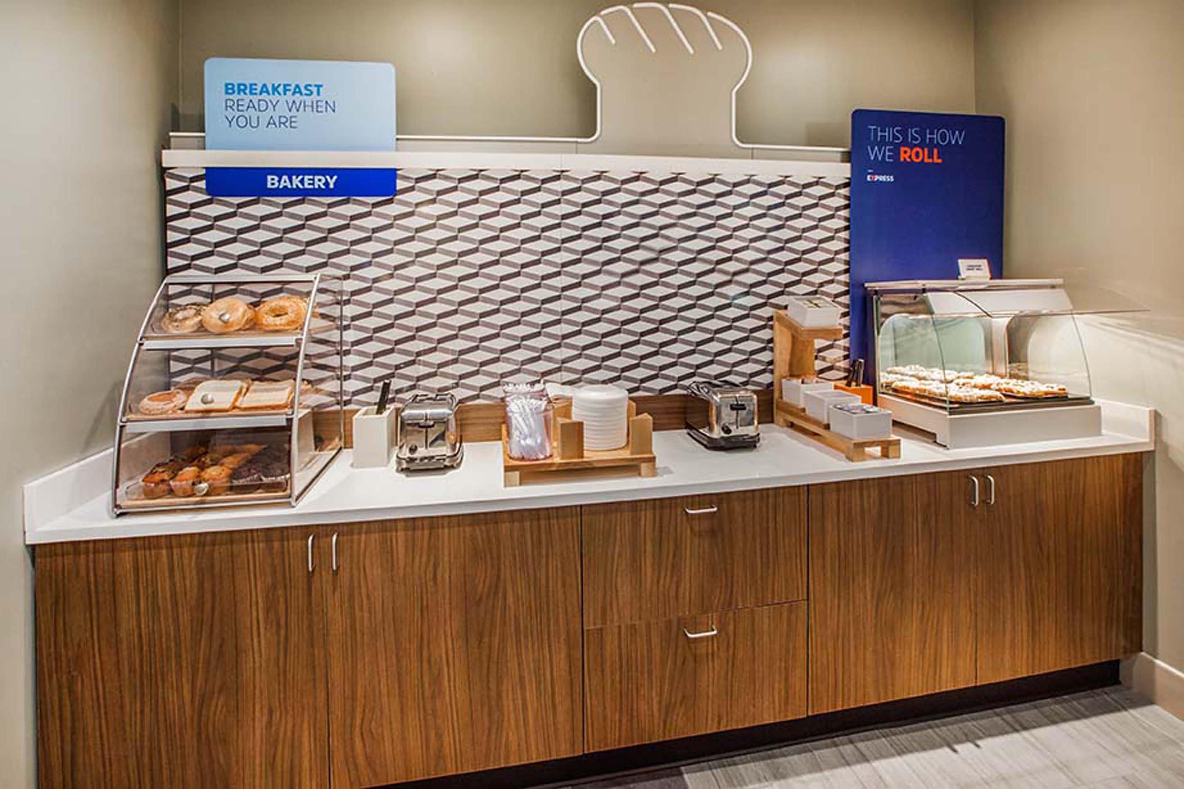 Holiday Inn Express & Suites Van Buren-Fort Smith Area, An Ihg Hotel Buitenkant foto